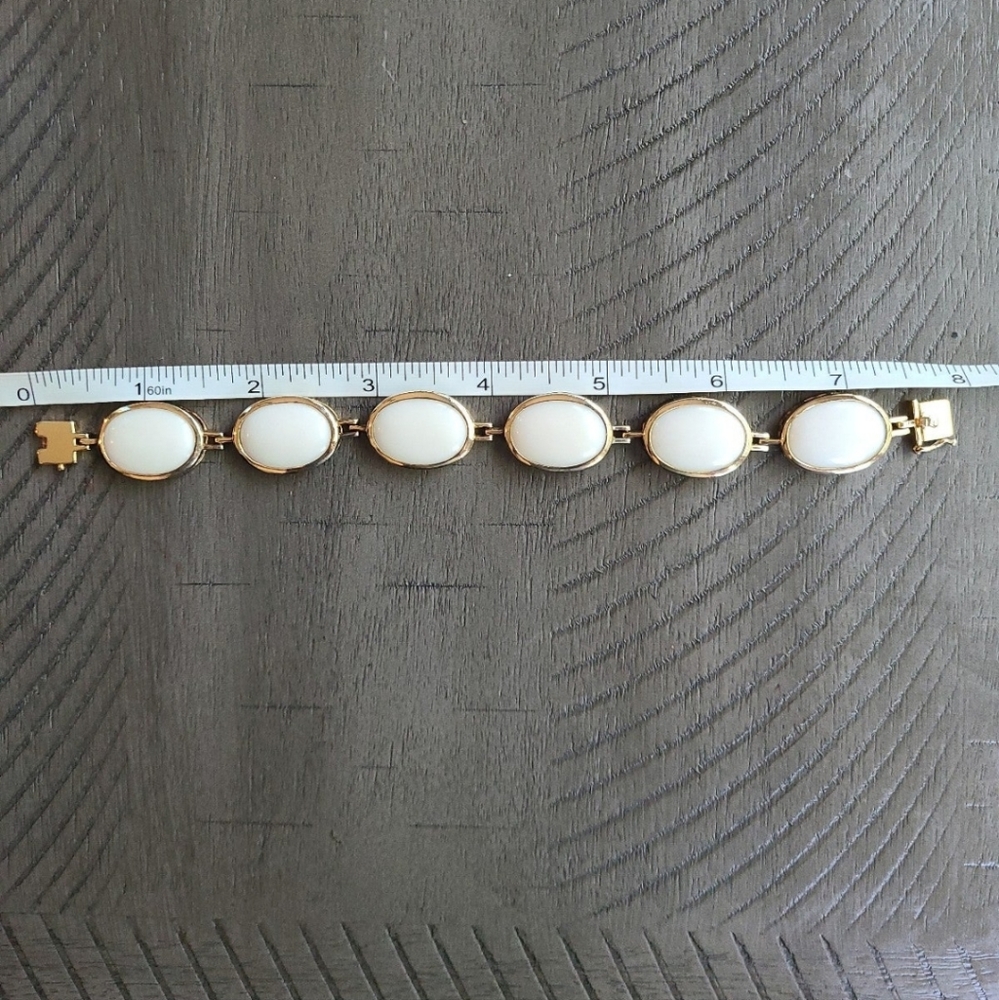 Reserved Natural agate in 18k gold plated sterling silver Chunky bracelet.